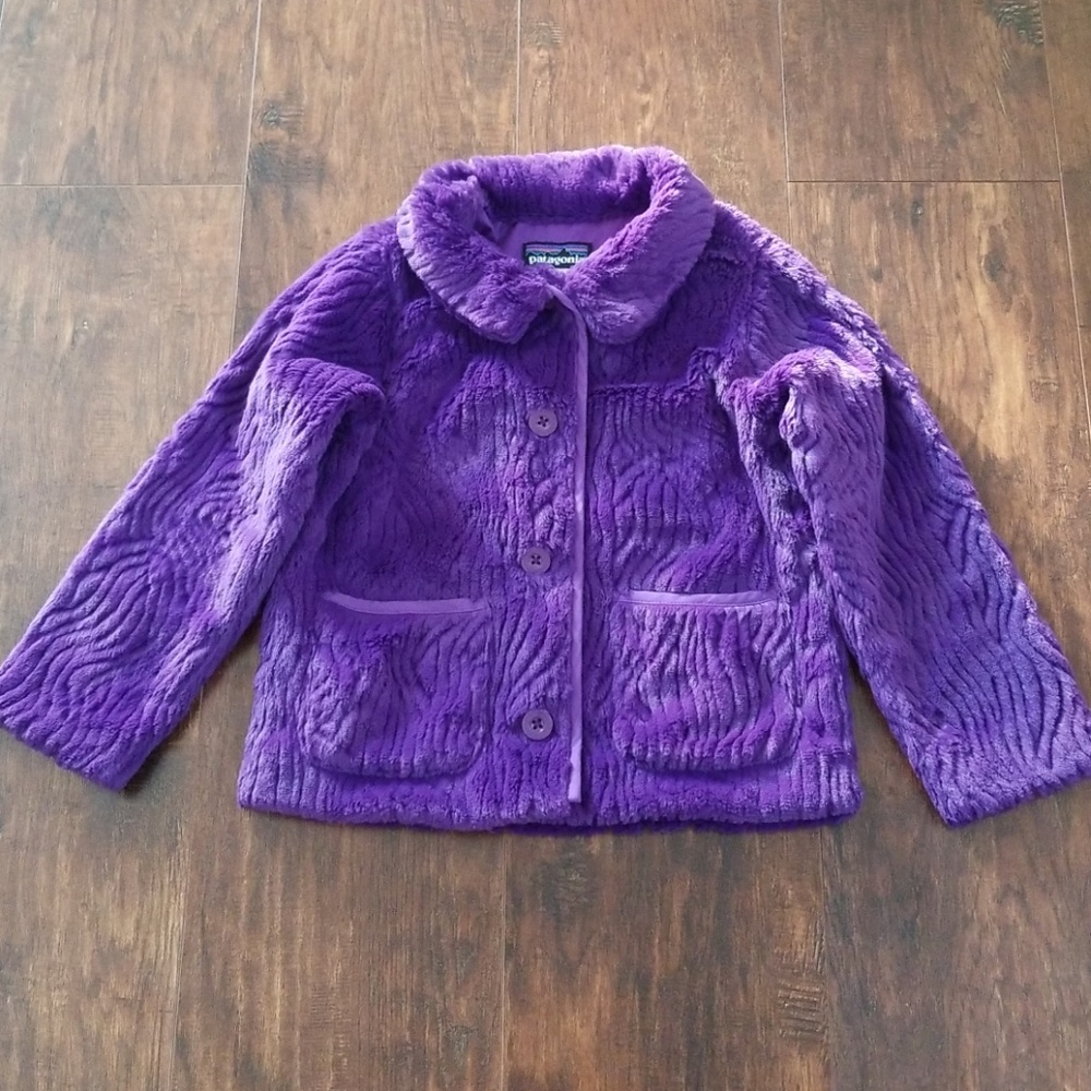 Girls Patagonia Pelage fleece jacket